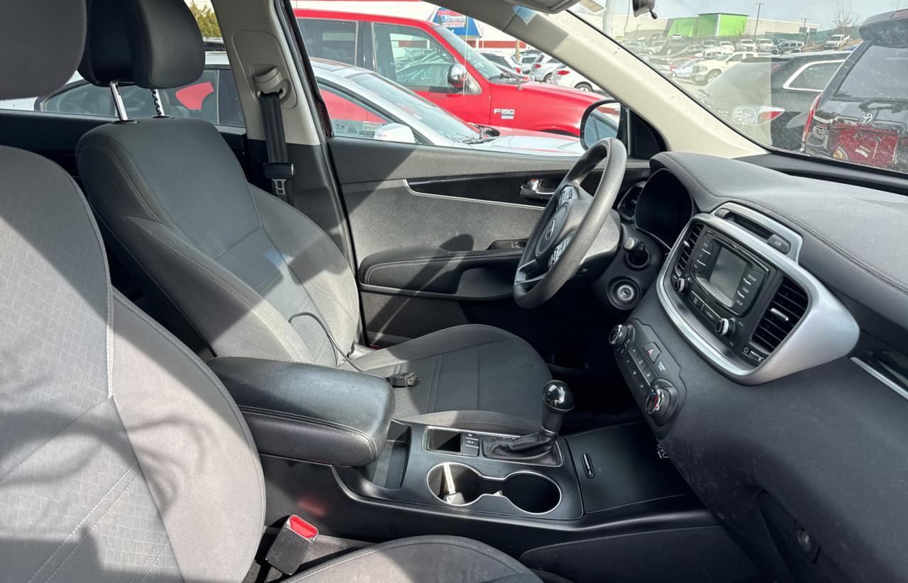 2016 KIA SORENTO LX - Image 5