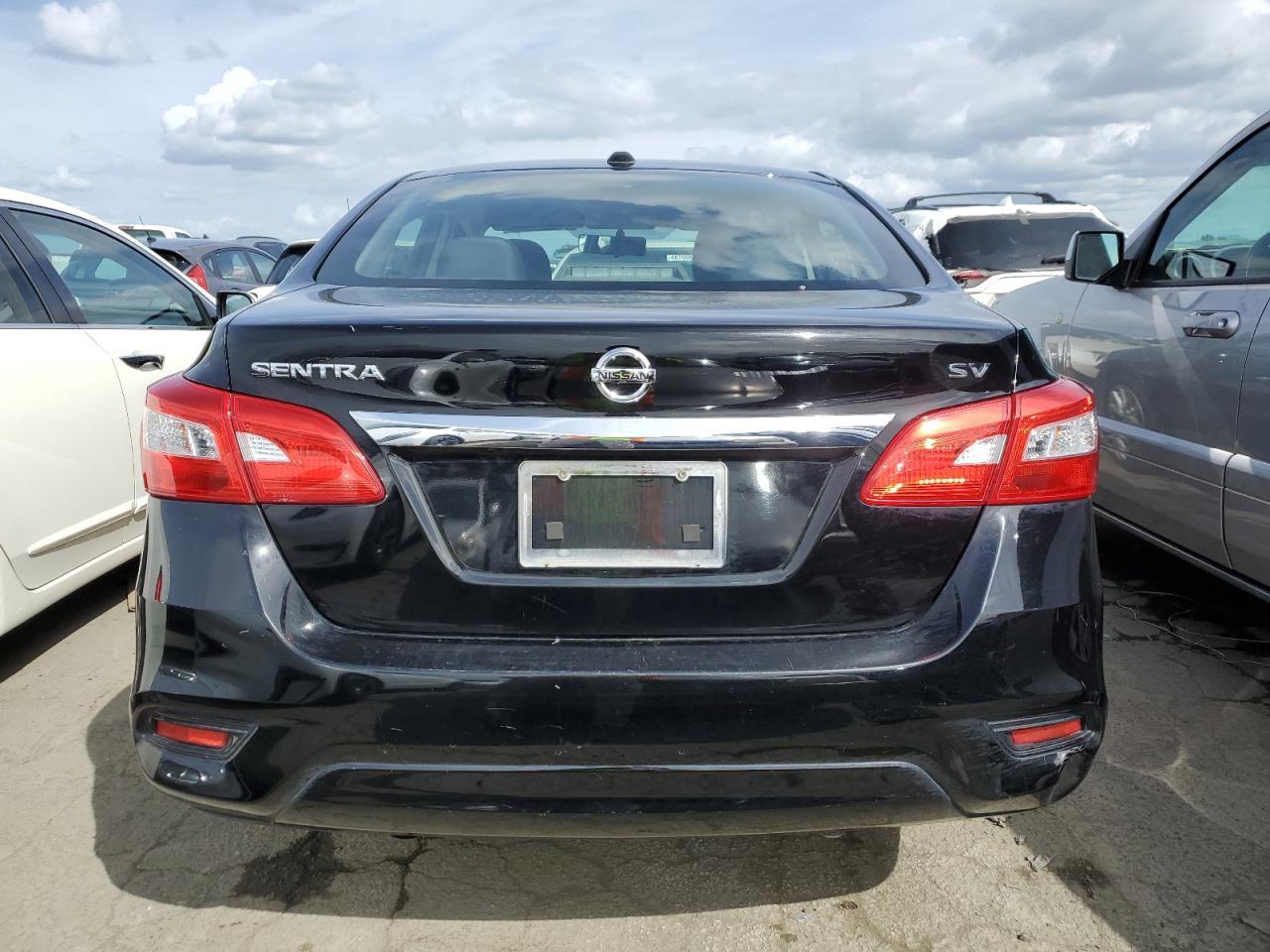 2018 NISSAN SENTRA S - Фото 6