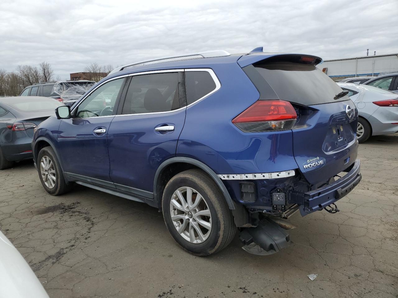 2018 NISSAN ROGUE S - Фото 2