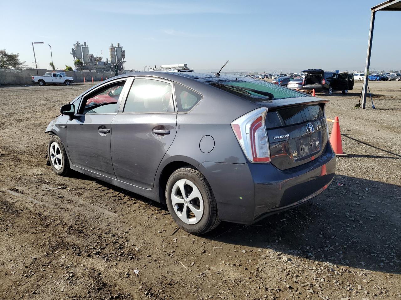 2013 TOYOTA PRIUS - Image 2