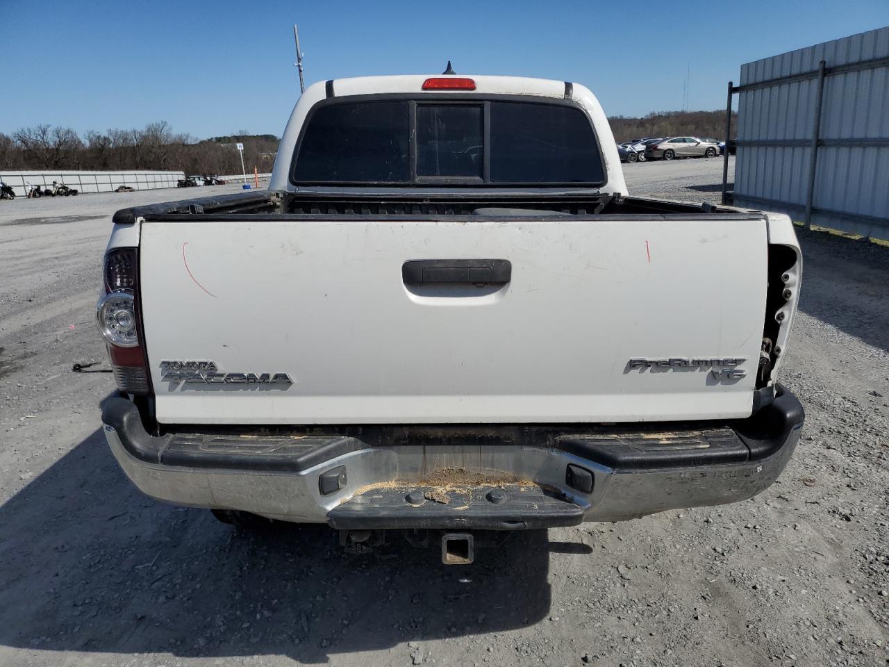 2014 TOYOTA TACOMA DOU - Image 6