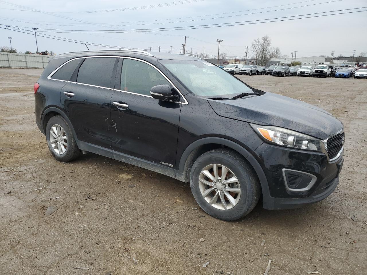 2016 KIA SORENTO LX - Image 4