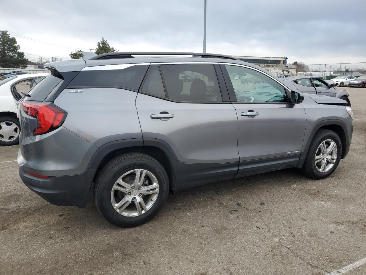 2019 GMC TERRAIN SL - Фото 3