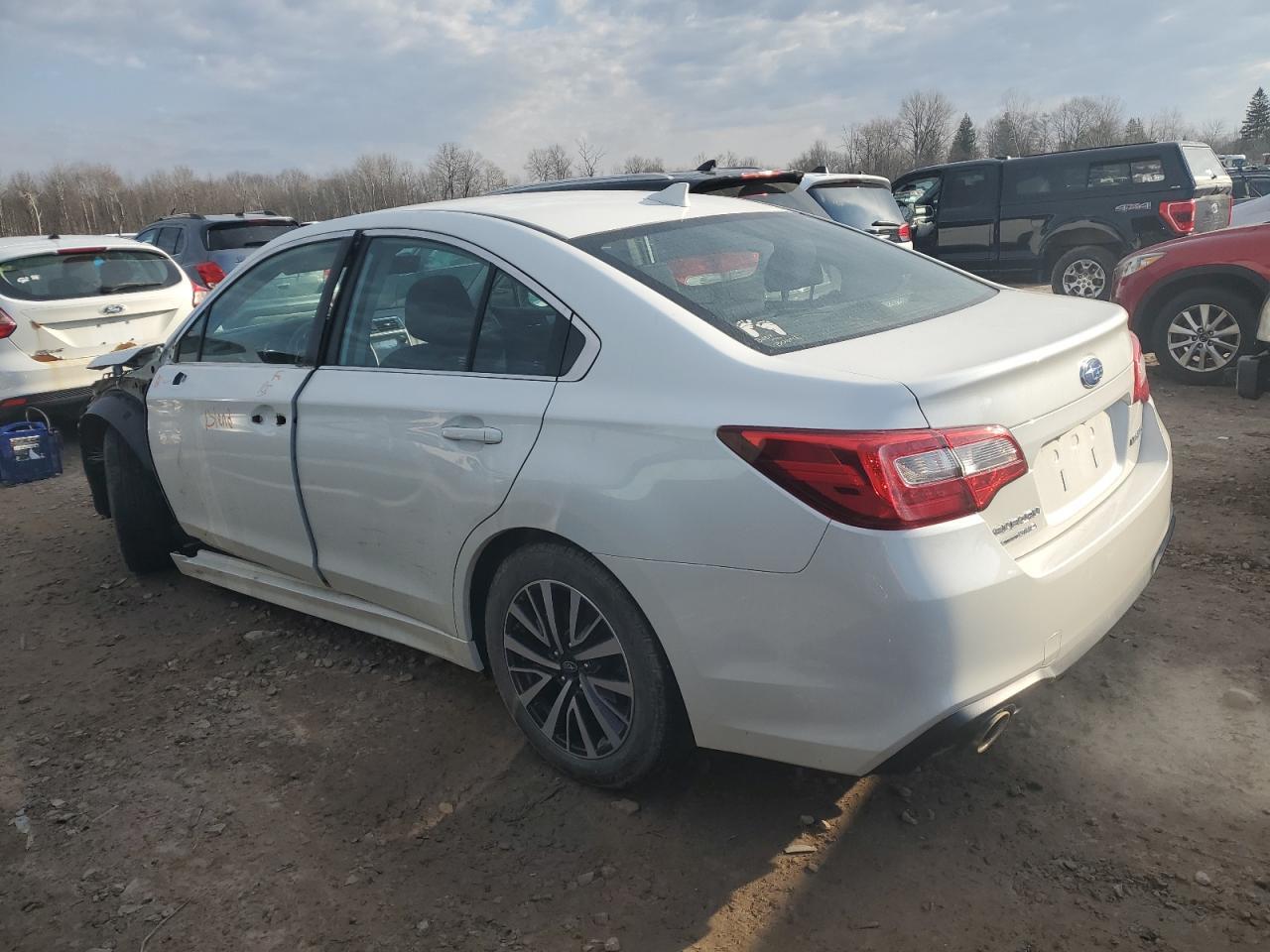 2018 SUBARU LEGACY 2.5 - Image 2