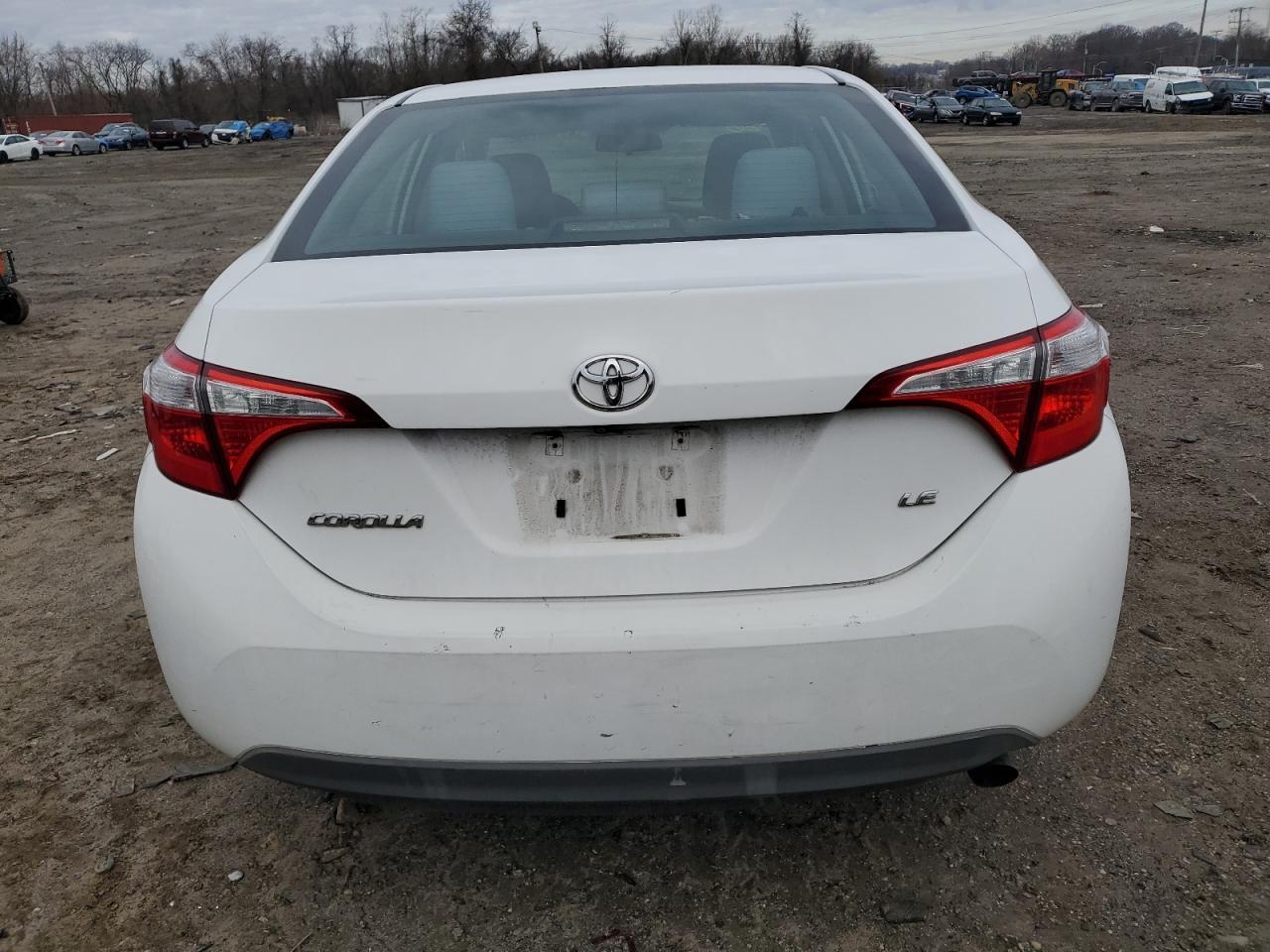 2014 TOYOTA COROLLA L - Image 6