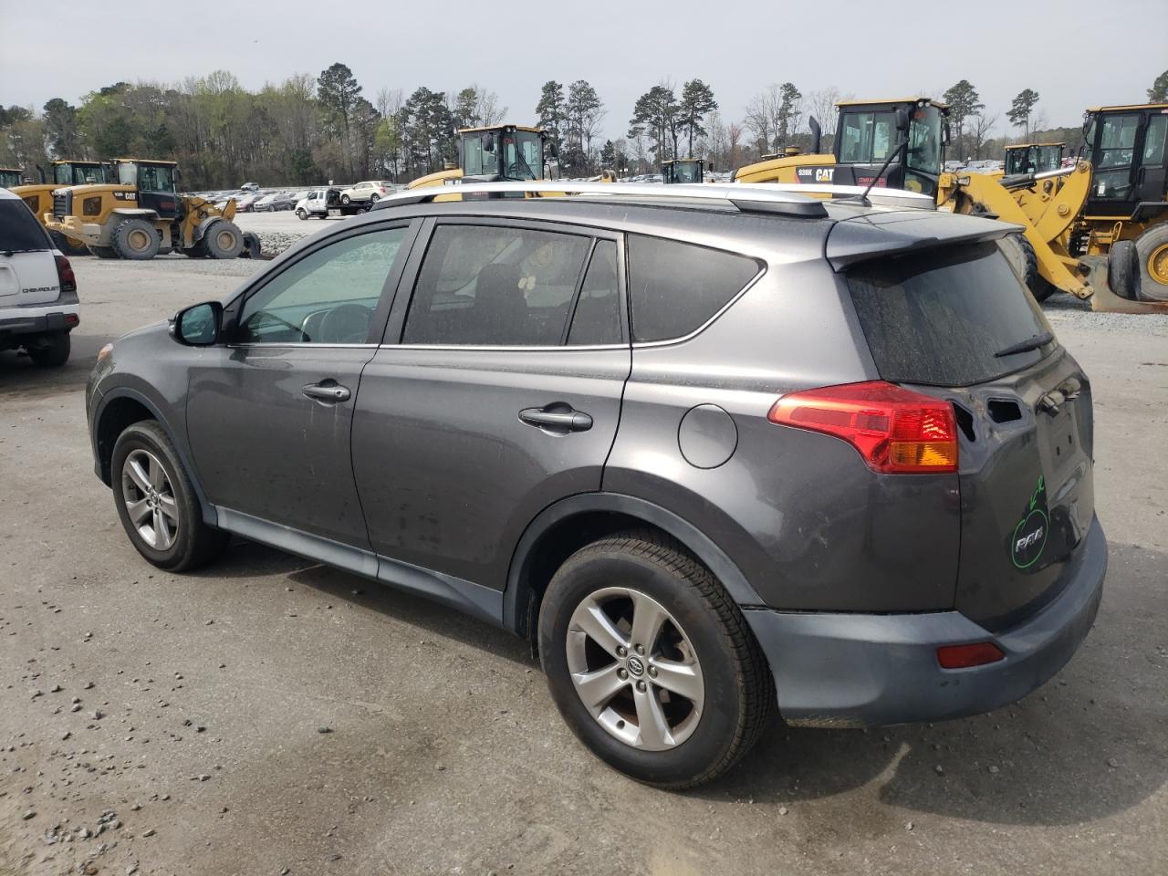 2015 TOYOTA RAV4 XLE - Image 2