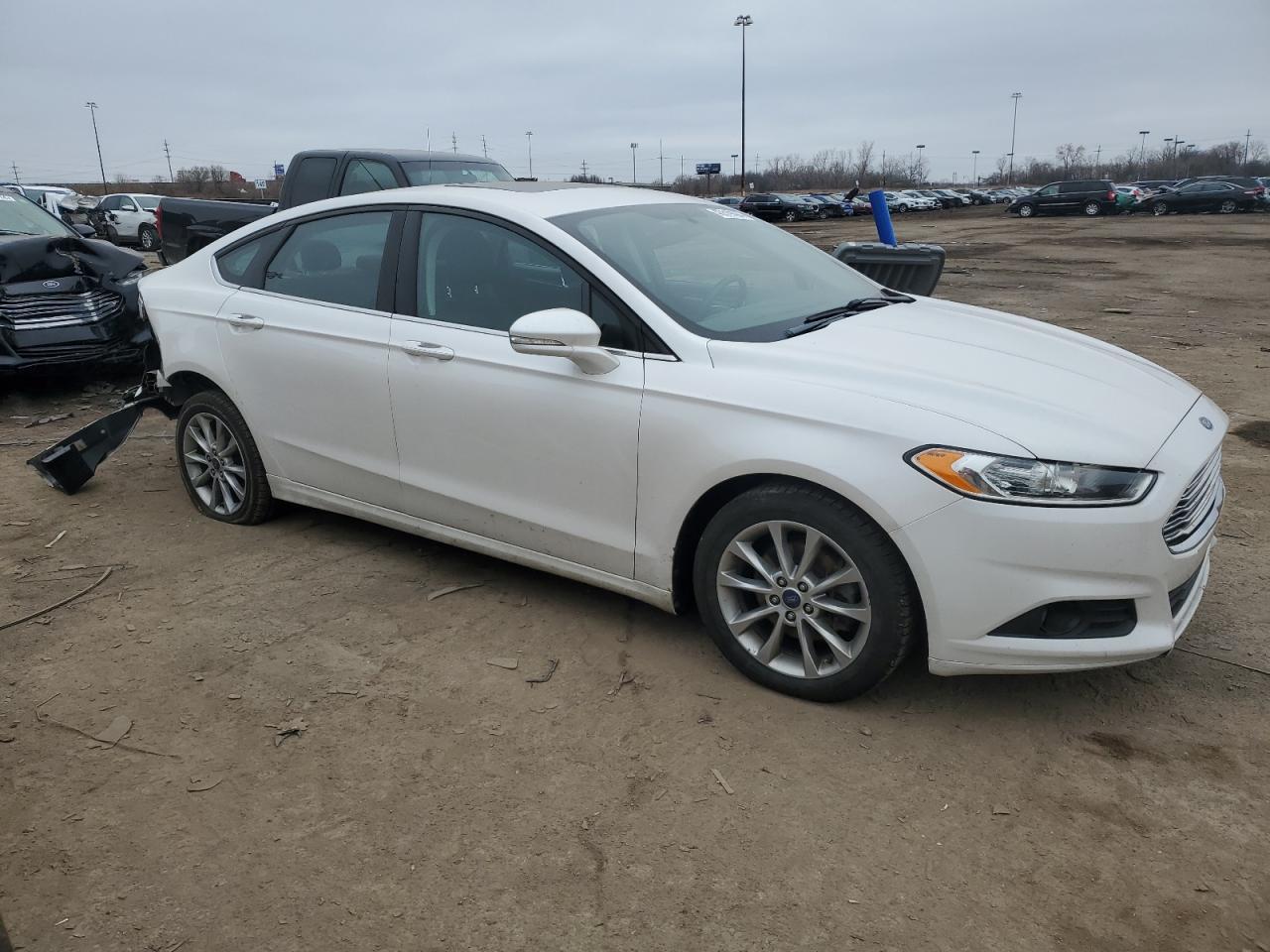 2014 FORD FUSION SE - Image 4
