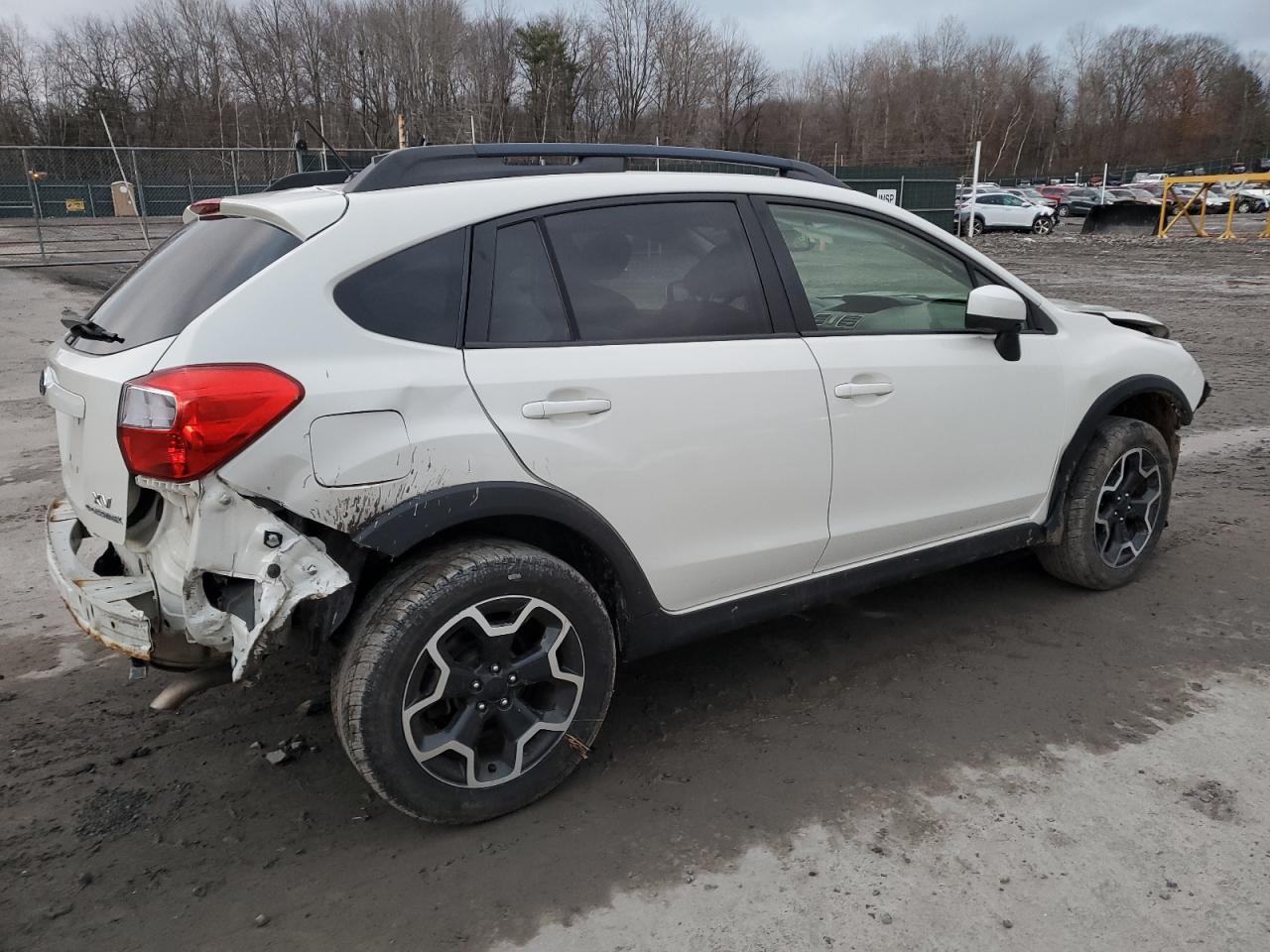 2015 SUBARU XV CROSSTR - Image 3