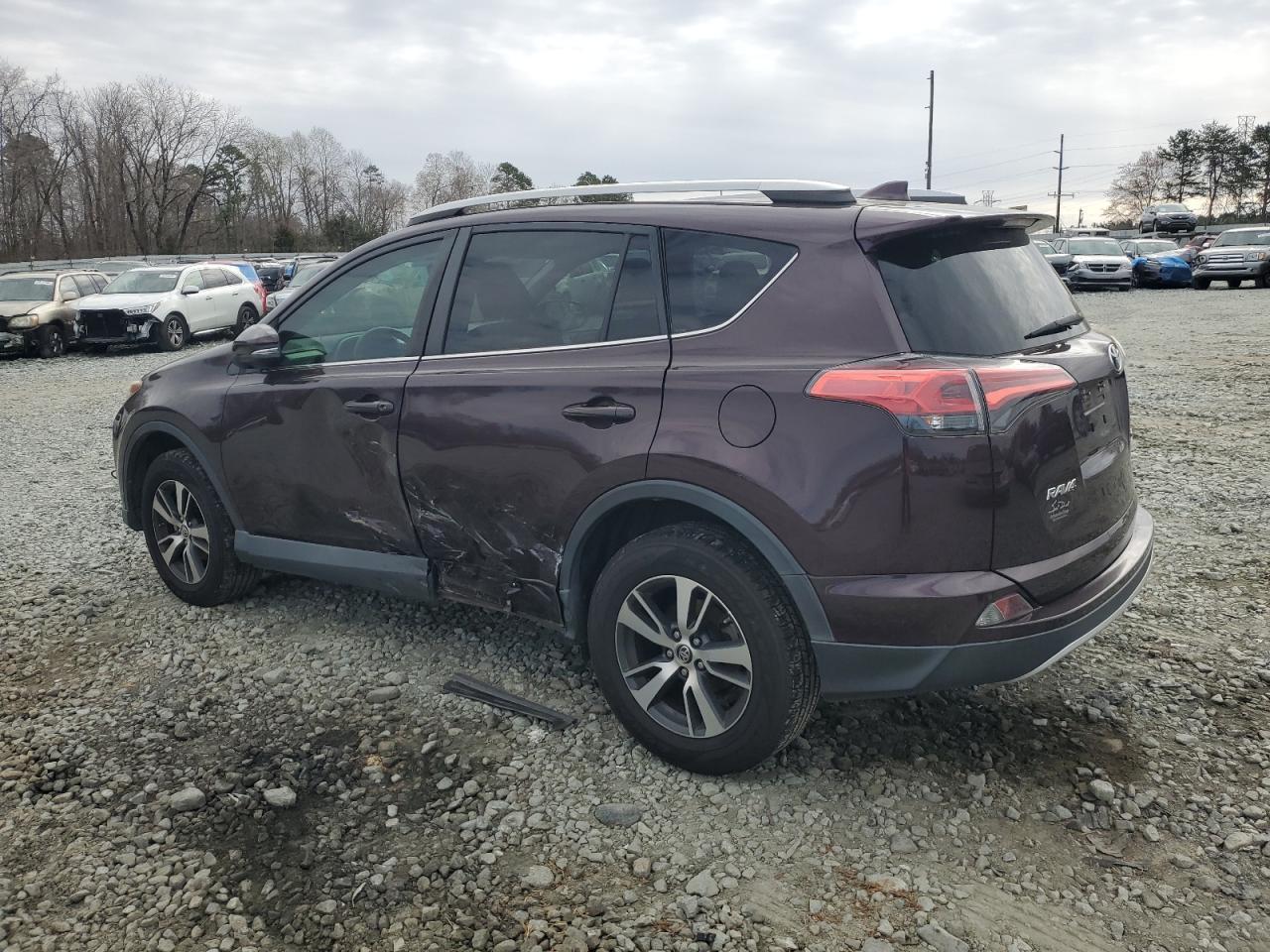 2016 TOYOTA RAV4 XLE - Image 2