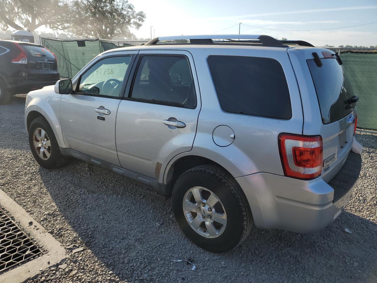 2012 FORD ESCAPE LIM - Image 2