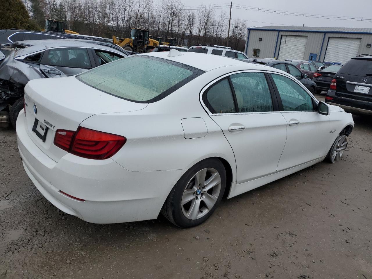 2013 BMW 528 XI - Фото 3