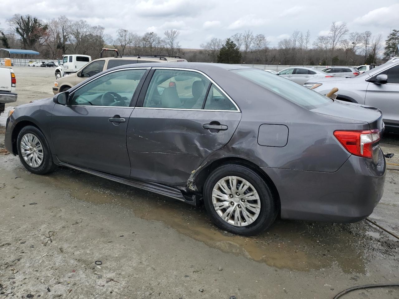 2014 TOYOTA CAMRY L - Фото 2