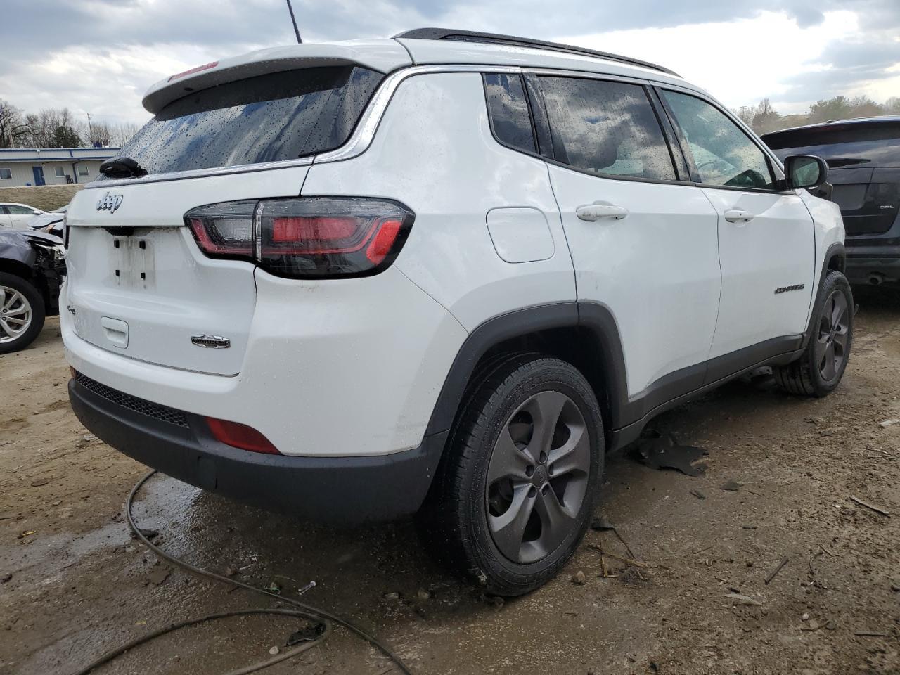 2022 JEEP COMPASS LA - Фото 3