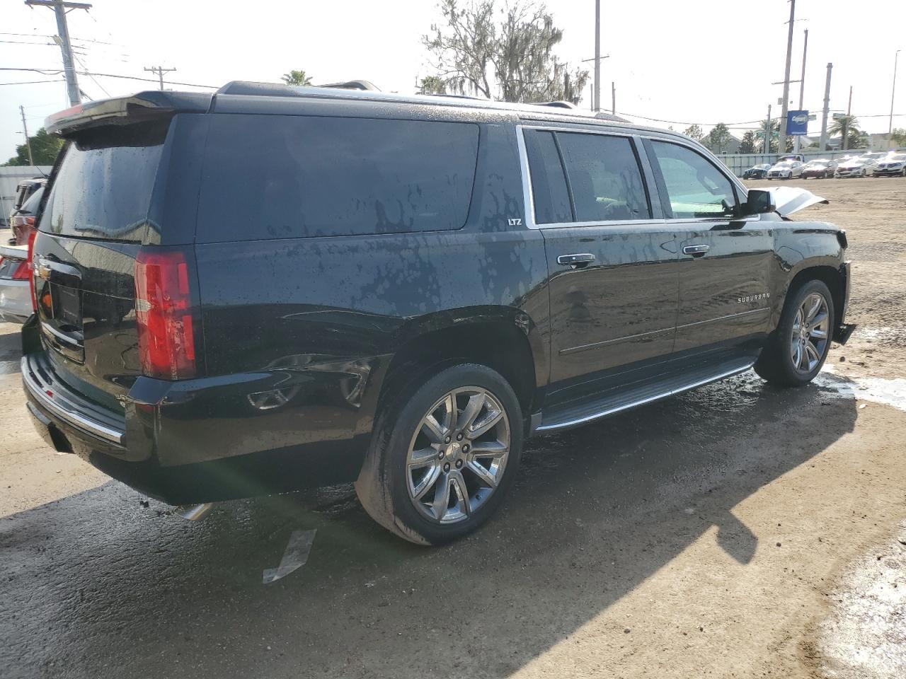 2015 CHEVROLET SUBURBAN C - Image 3
