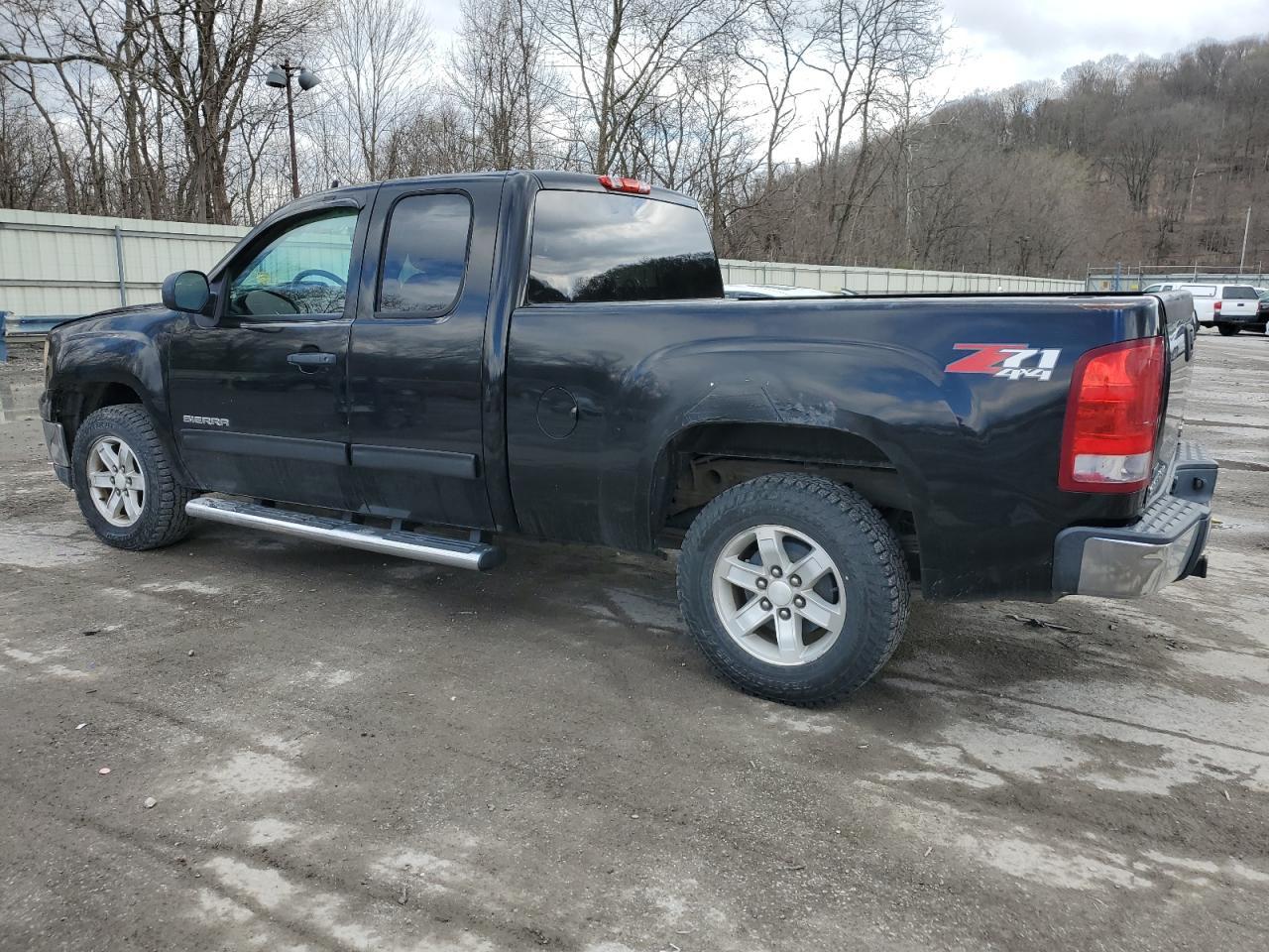 2011 GMC SIERRA K15 - Image 2