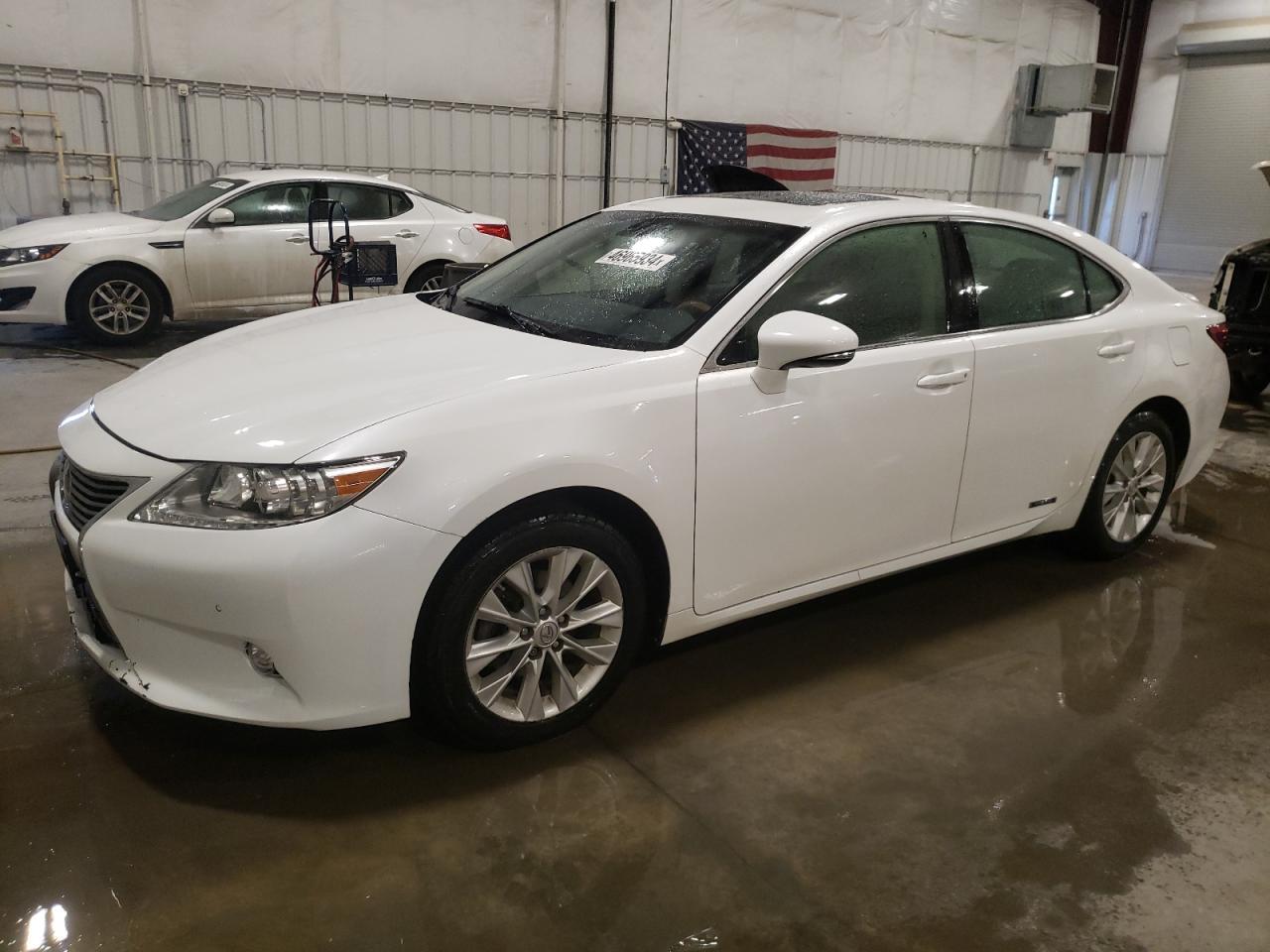 2014 LEXUS ES 300H car image