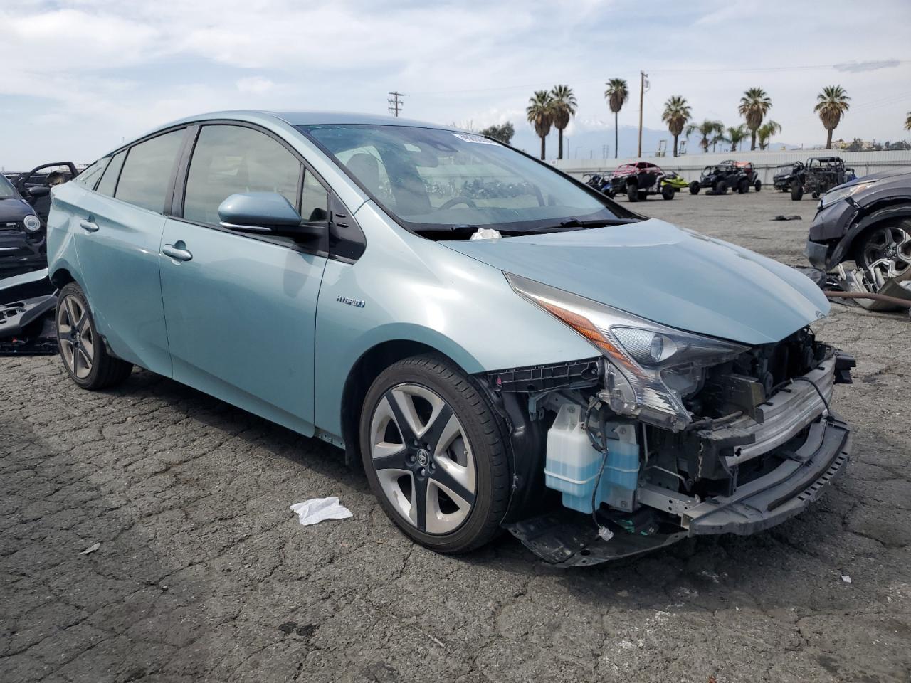 2016 TOYOTA PRIUS - Фото 4