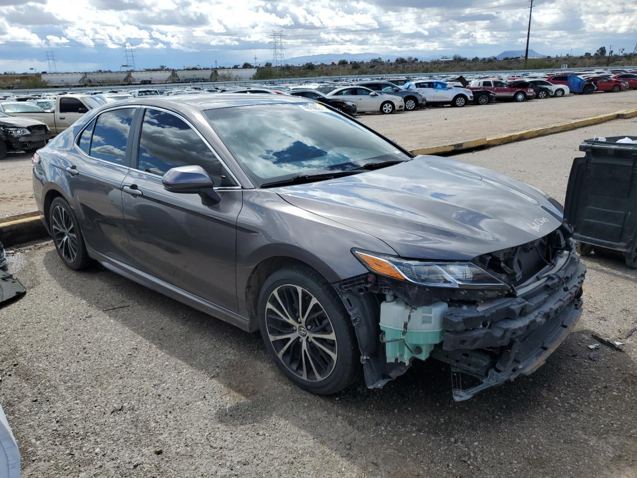 2020 TOYOTA CAMRY SE - Image 4