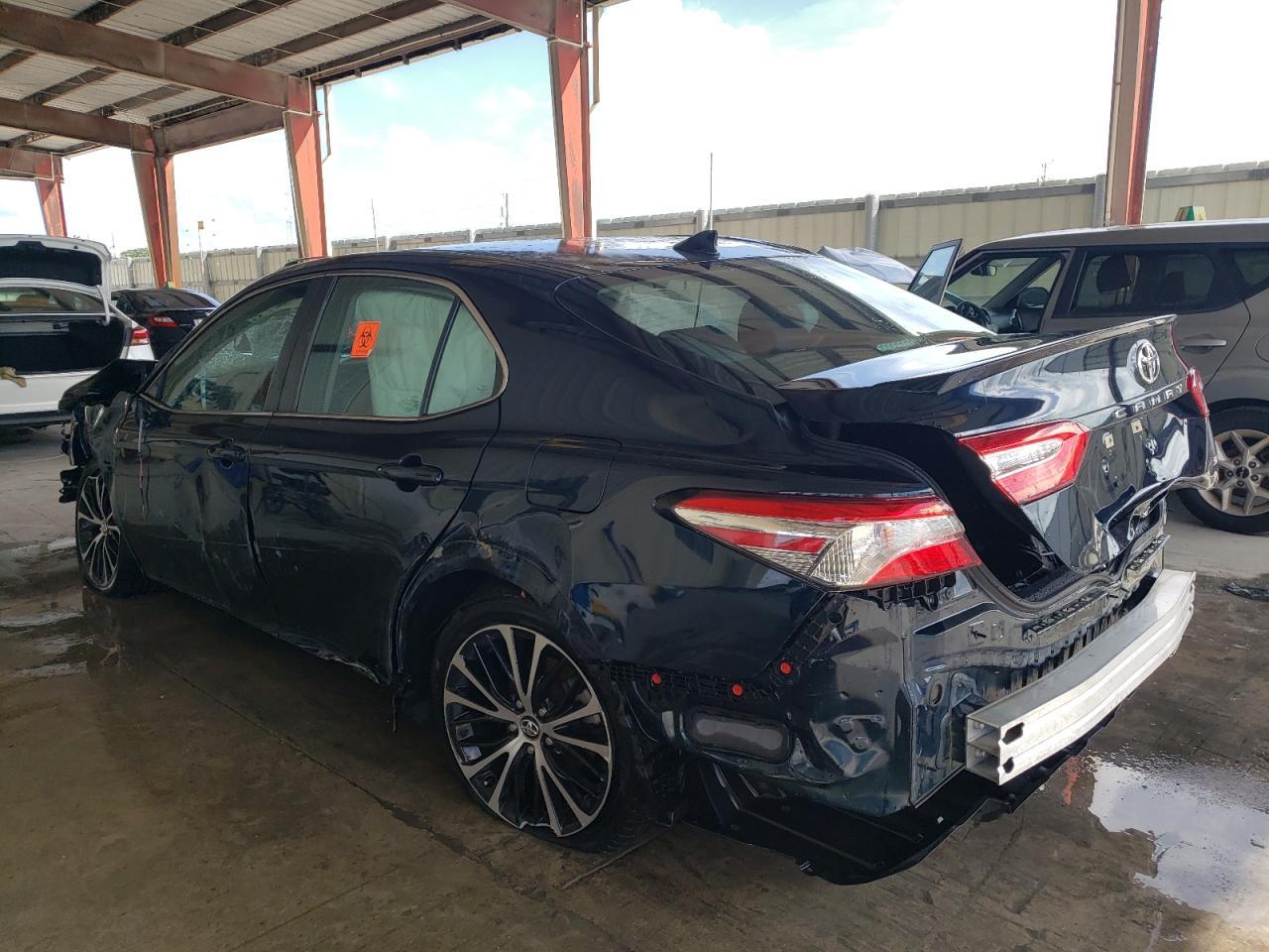 2020 TOYOTA CAMRY SE - Image 2