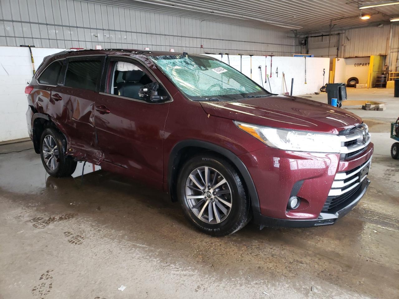 2018 TOYOTA HIGHLANDER - Image 4