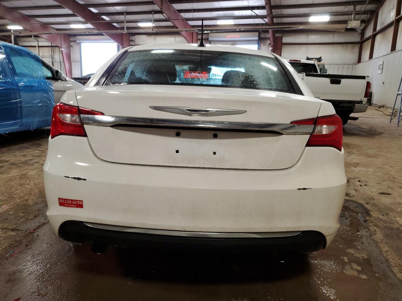 2012 CHRYSLER 200 LIMITE - Image 6