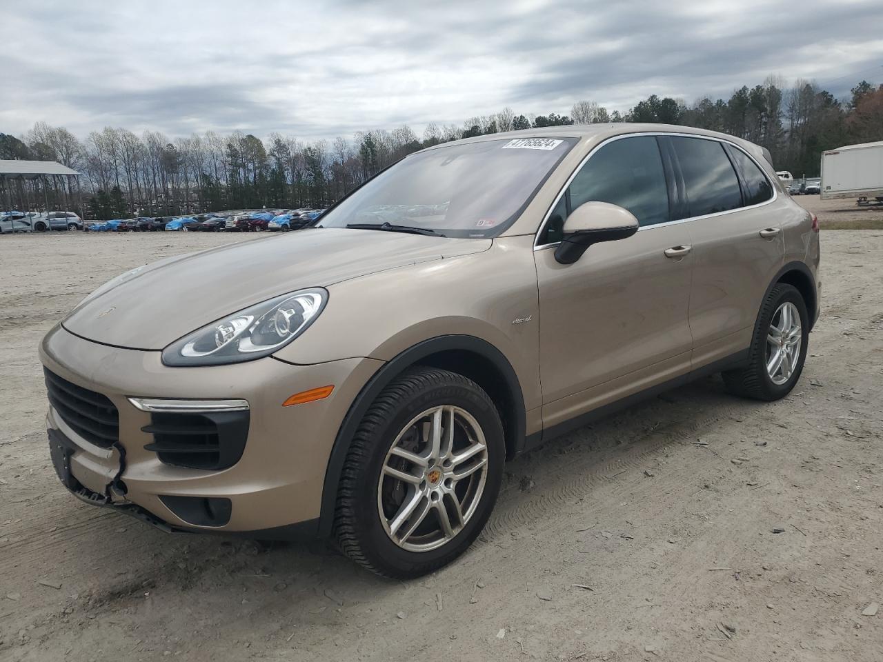 2015 PORSCHE CAYENNE car image