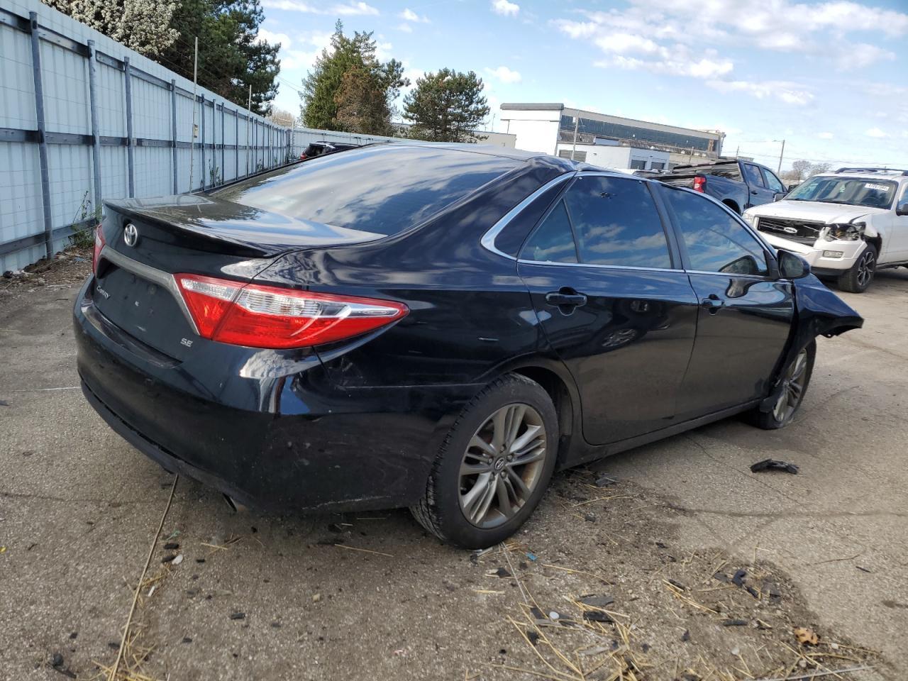 2017 TOYOTA CAMRY LE - Image 3