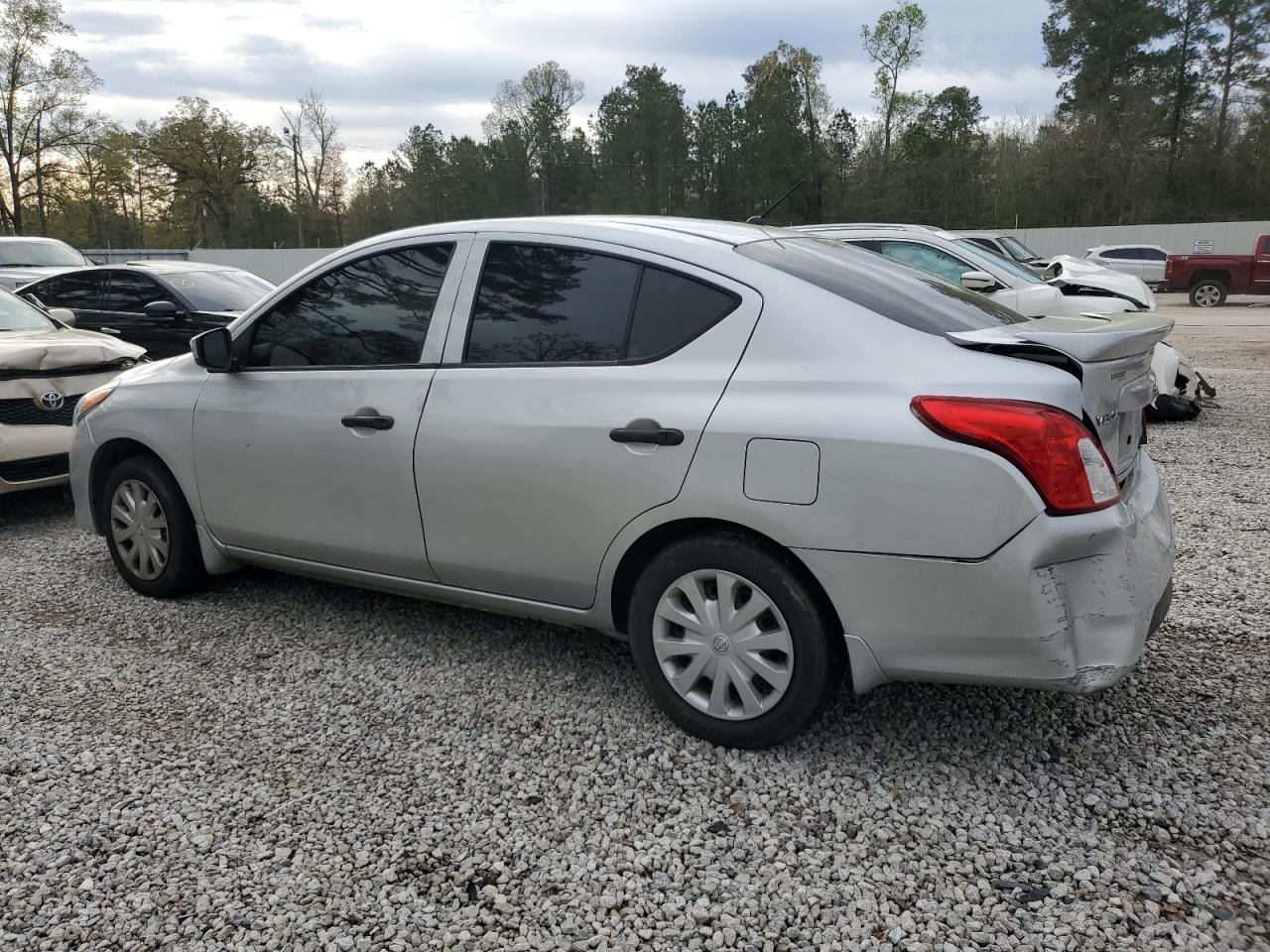 2016 NISSAN VERSA S - Фото 2