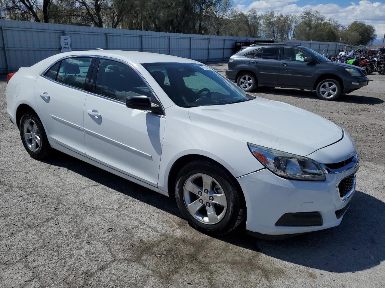 2015 CHEVROLET MALIBU LS - Image 4