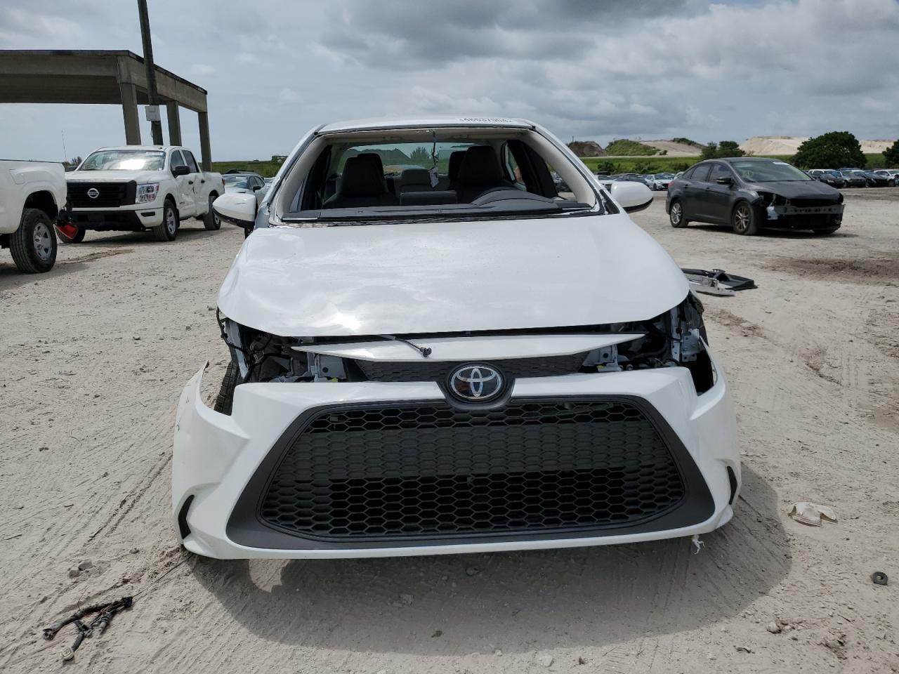 2022 TOYOTA COROLLA LE - Image 5