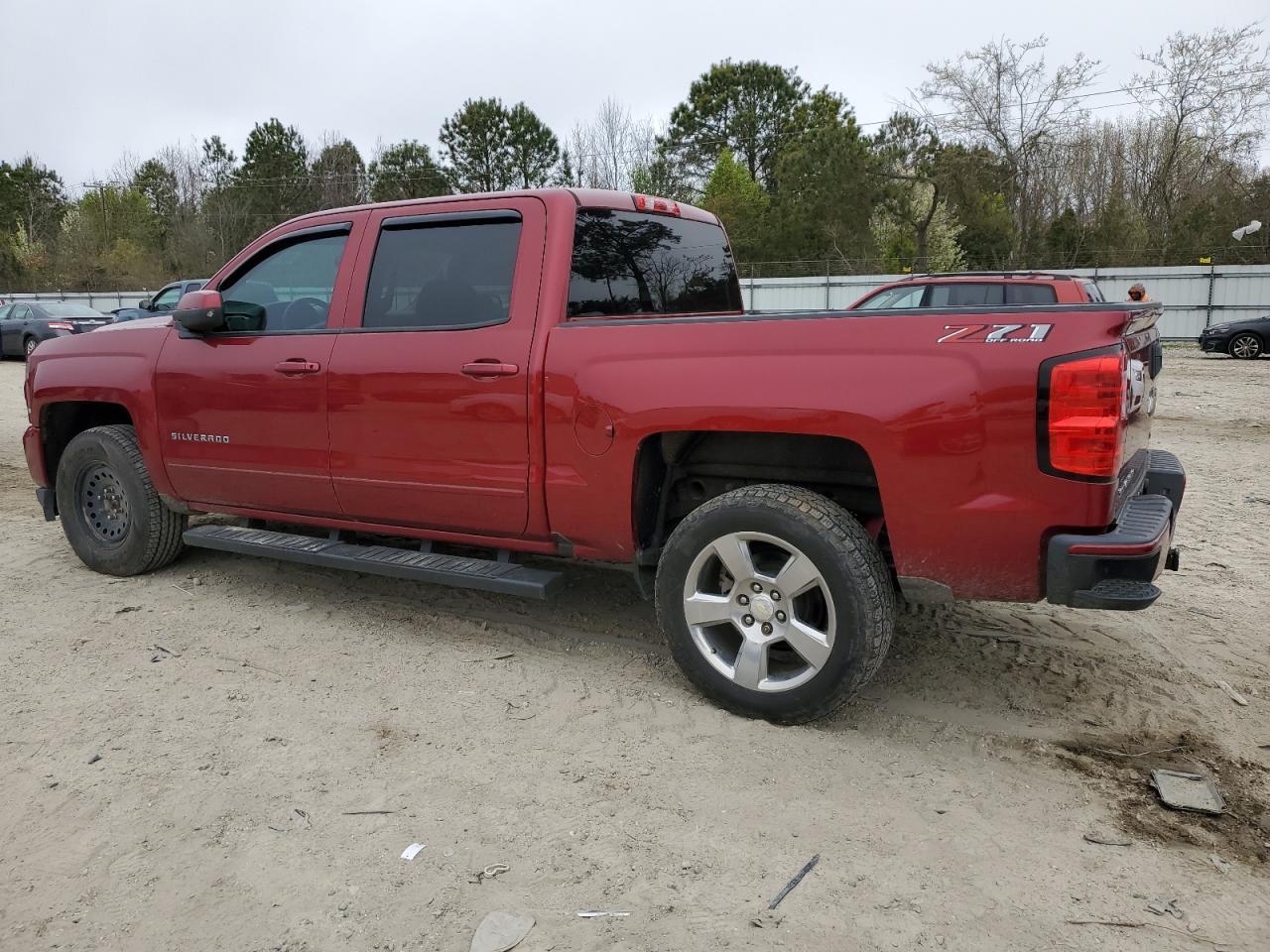 2018 CHEVROLET SILVERADO - Image 2