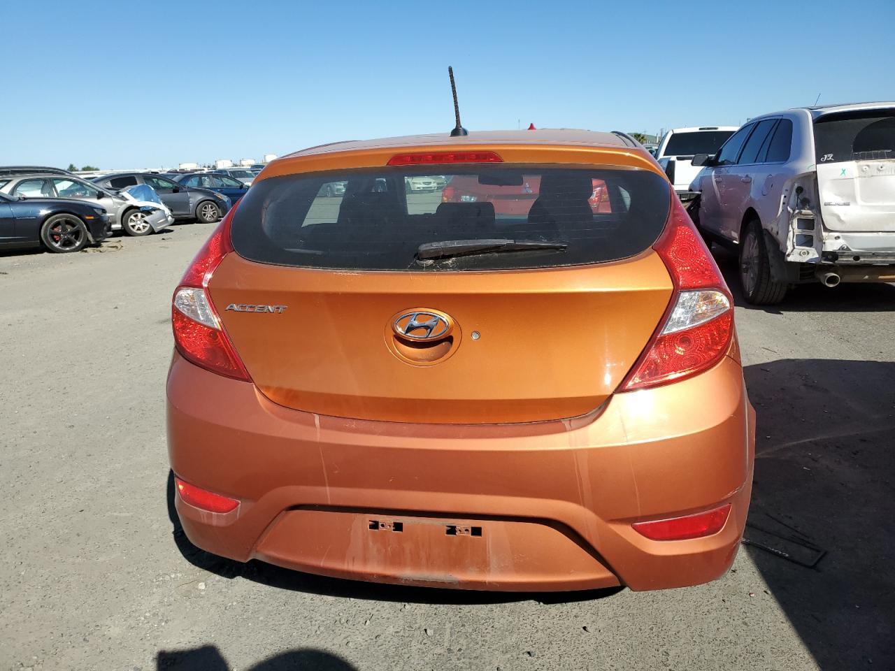 2017 HYUNDAI ACCENT SE - Image 6