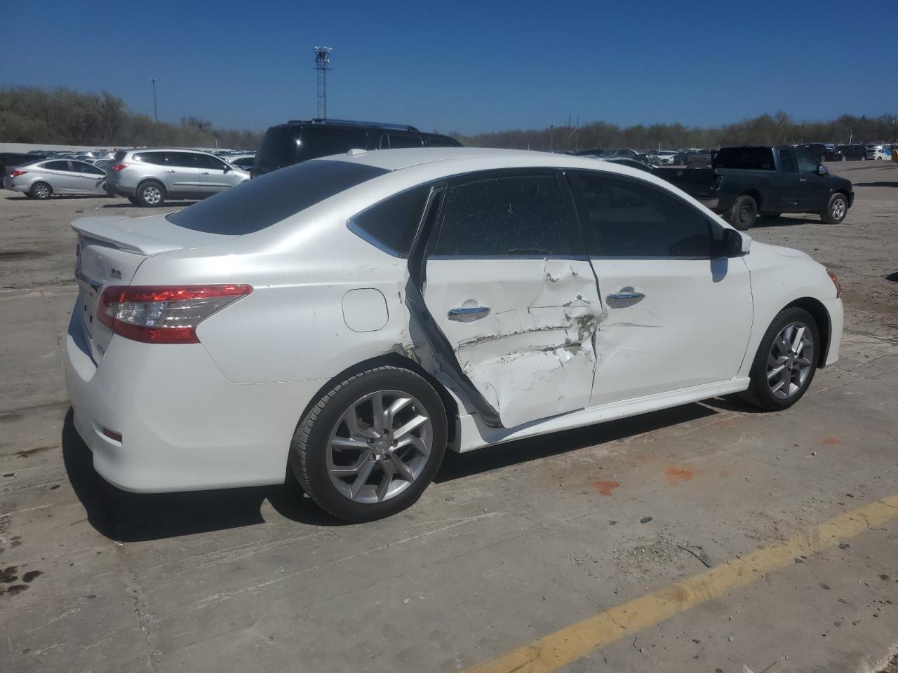 2013 NISSAN SENTRA S - Фото 3