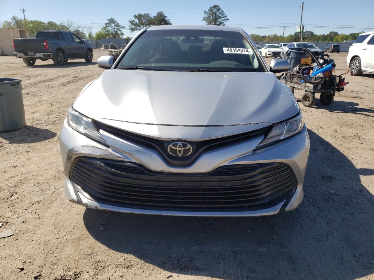 2018 TOYOTA CAMRY L - Фото 5