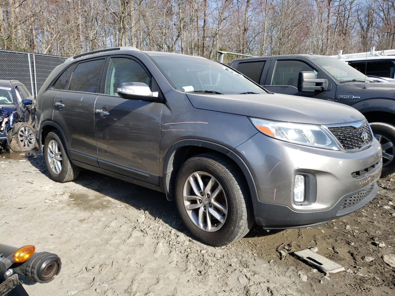 2015 KIA SORENTO LX - Фото 4