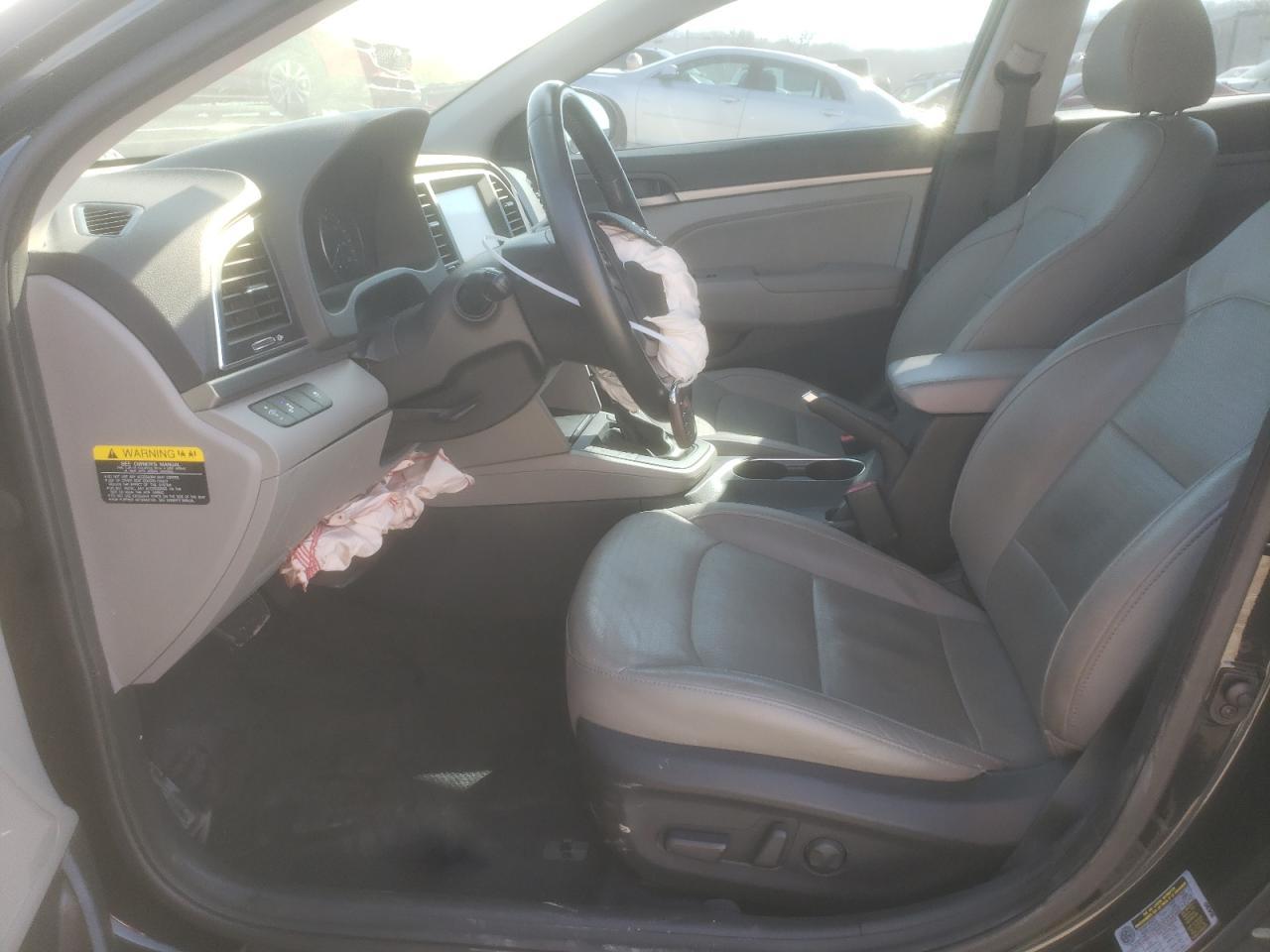 2017 HYUNDAI ELANTRA SE - Image 7