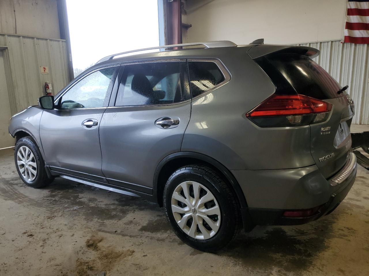 2017 NISSAN ROGUE S - Фото 2