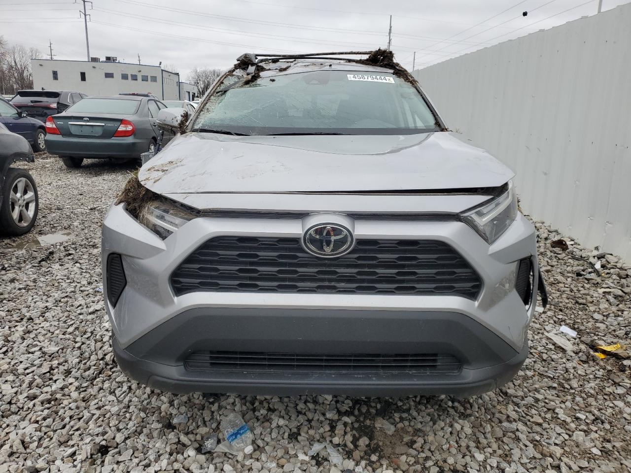 2022 TOYOTA RAV4 XLE - Image 5