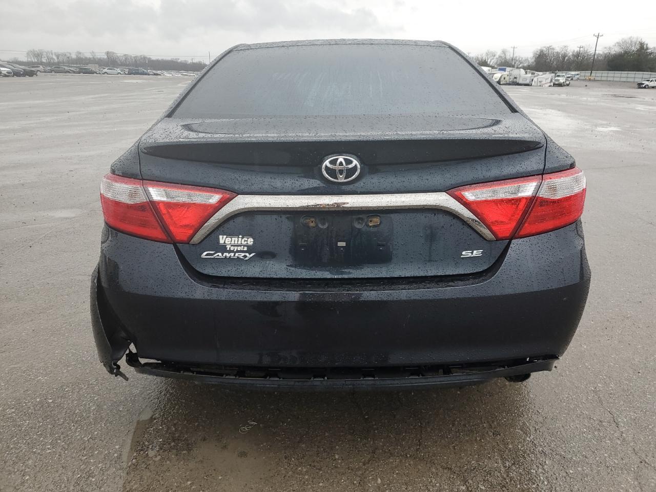2016 TOYOTA CAMRY LE - Фото 6