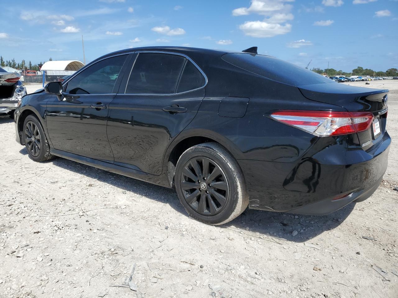 2020 TOYOTA CAMRY LE - Image 2