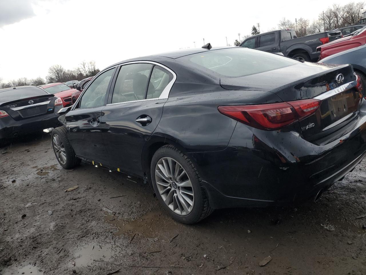 2018 INFINITI Q50 LUXE - Фото 2