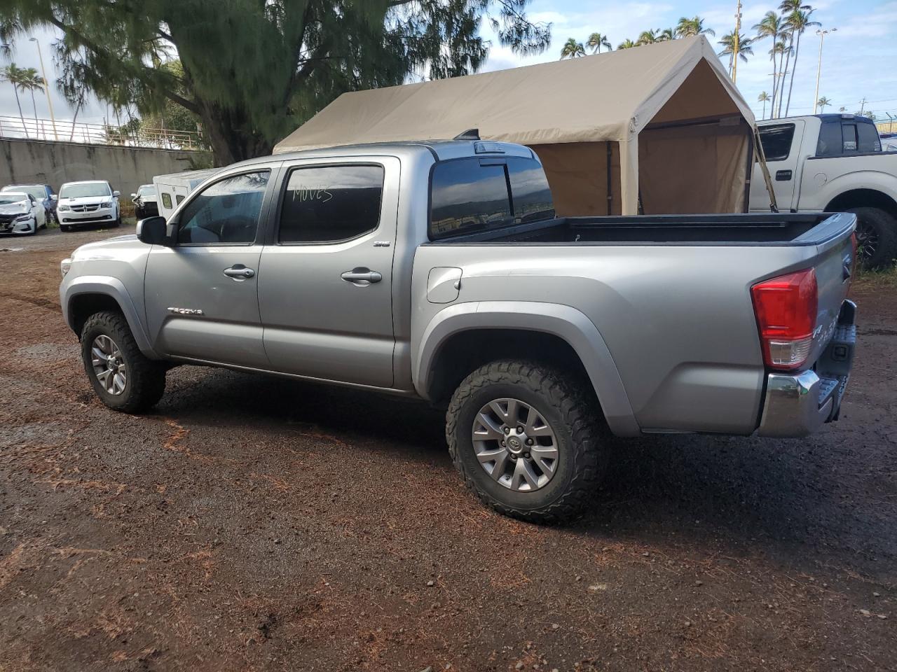 2017 TOYOTA TACOMA DOU - Фото 2