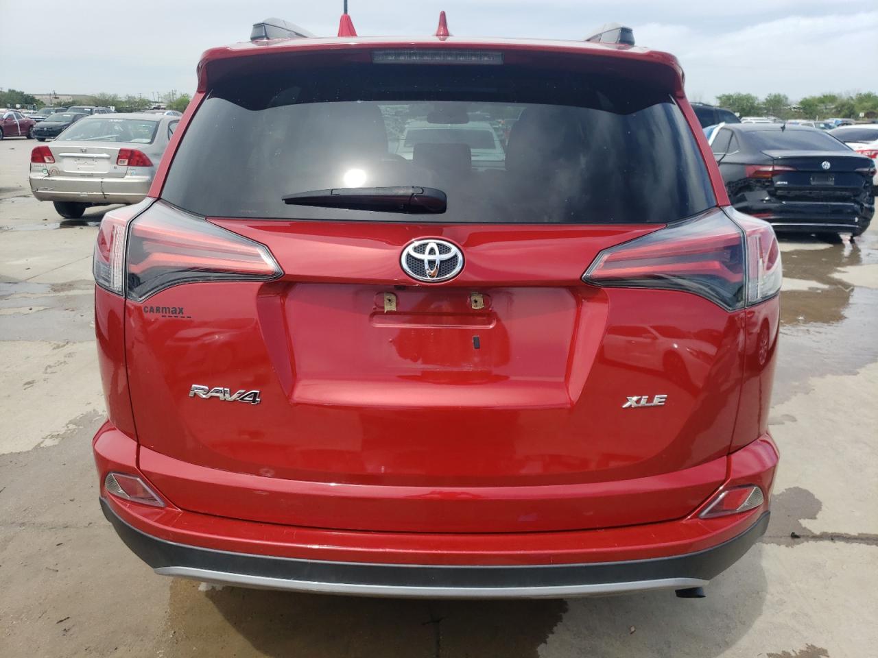 2017 TOYOTA RAV4 XLE - Image 6