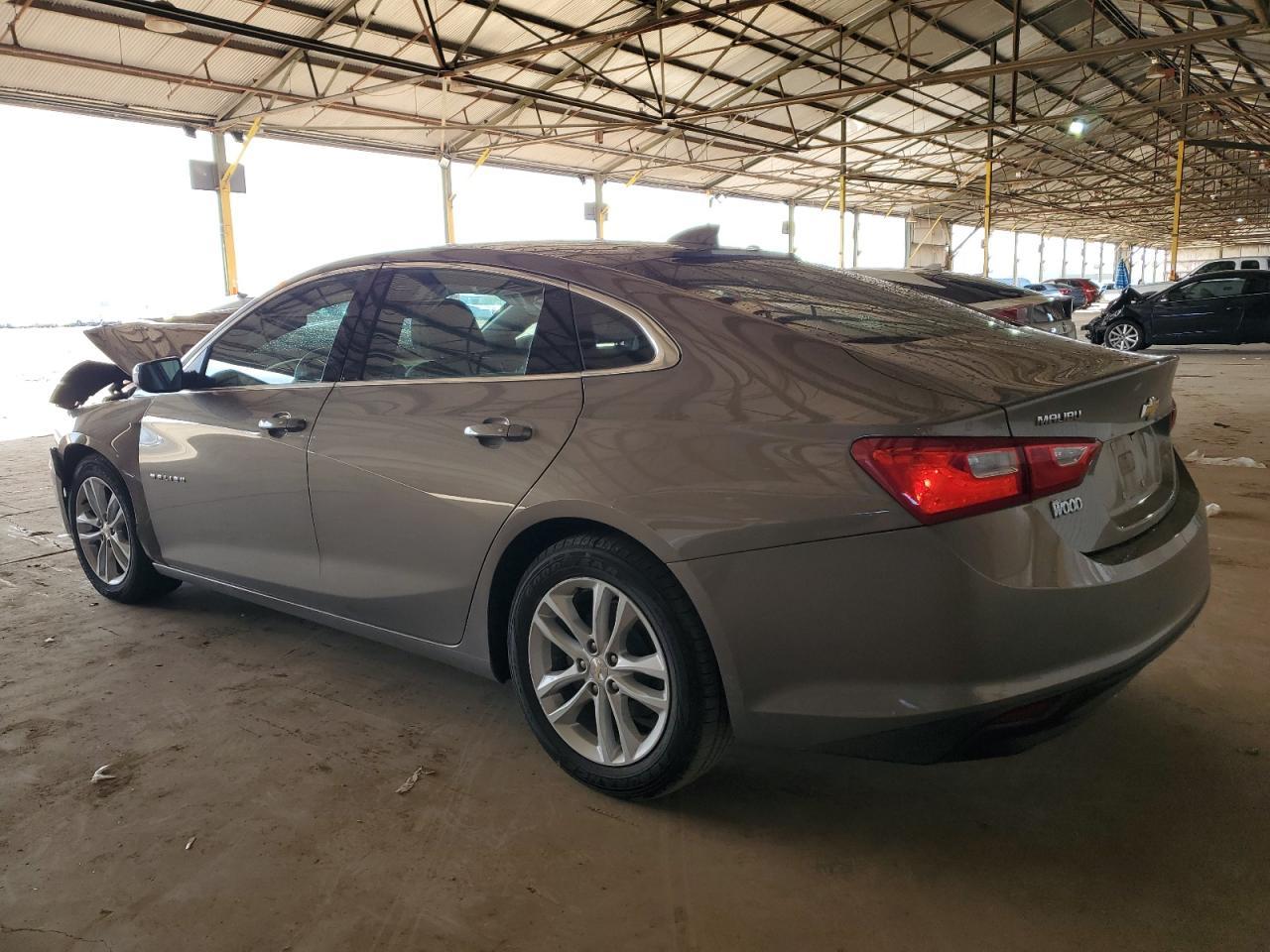 2017 CHEVROLET MALIBU LT - Image 2
