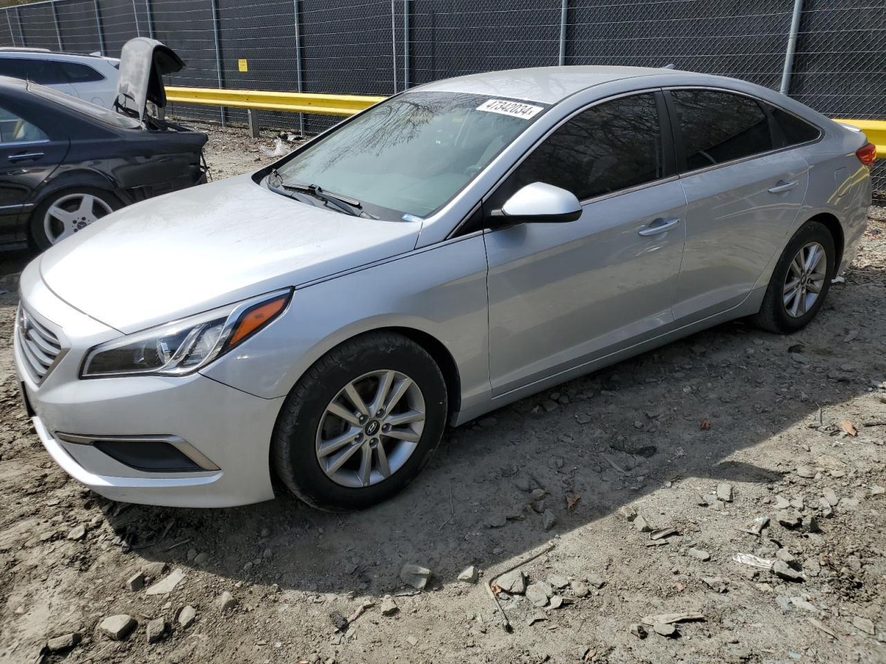 2017 HYUNDAI SONATA SE car image