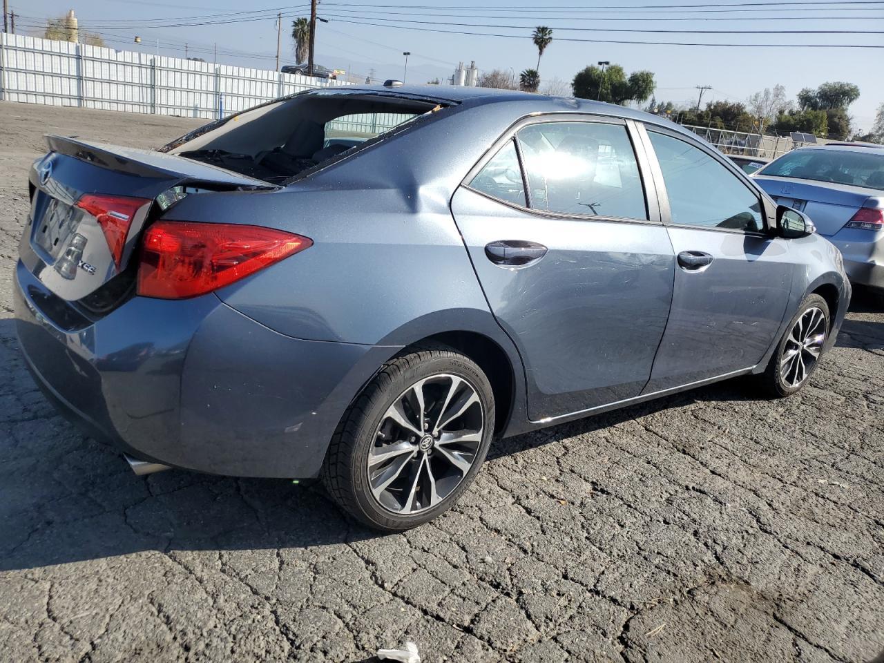 2018 TOYOTA COROLLA L - Image 3