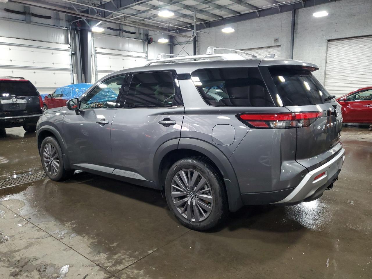 2023 NISSAN PATHFINDER - Image 2