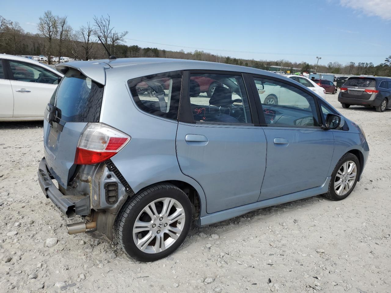 2011 HONDA FIT SPORT - Фото 3