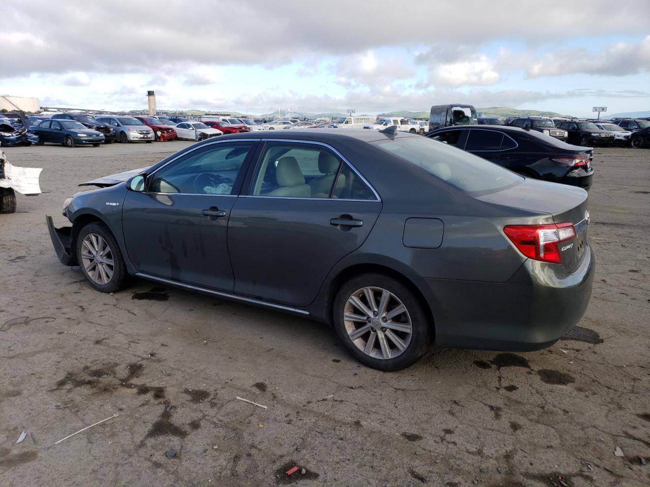 2012 TOYOTA CAMRY HYBR - Image 2