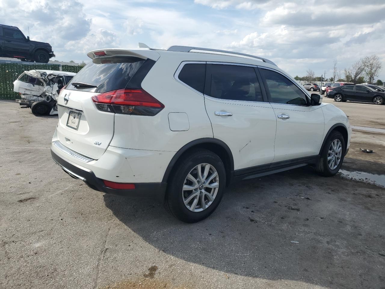 2017 NISSAN ROGUE S - Image 3